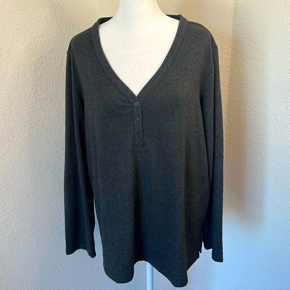 Mario Serrani Italy Long Sleeve Women's Henley Style V-Neck Shirt ~ Size XL